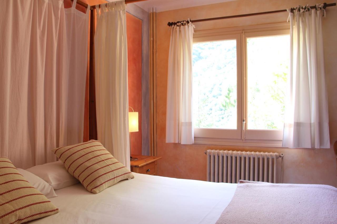 Hostal L'Ou De Reig Montseny Exterior foto