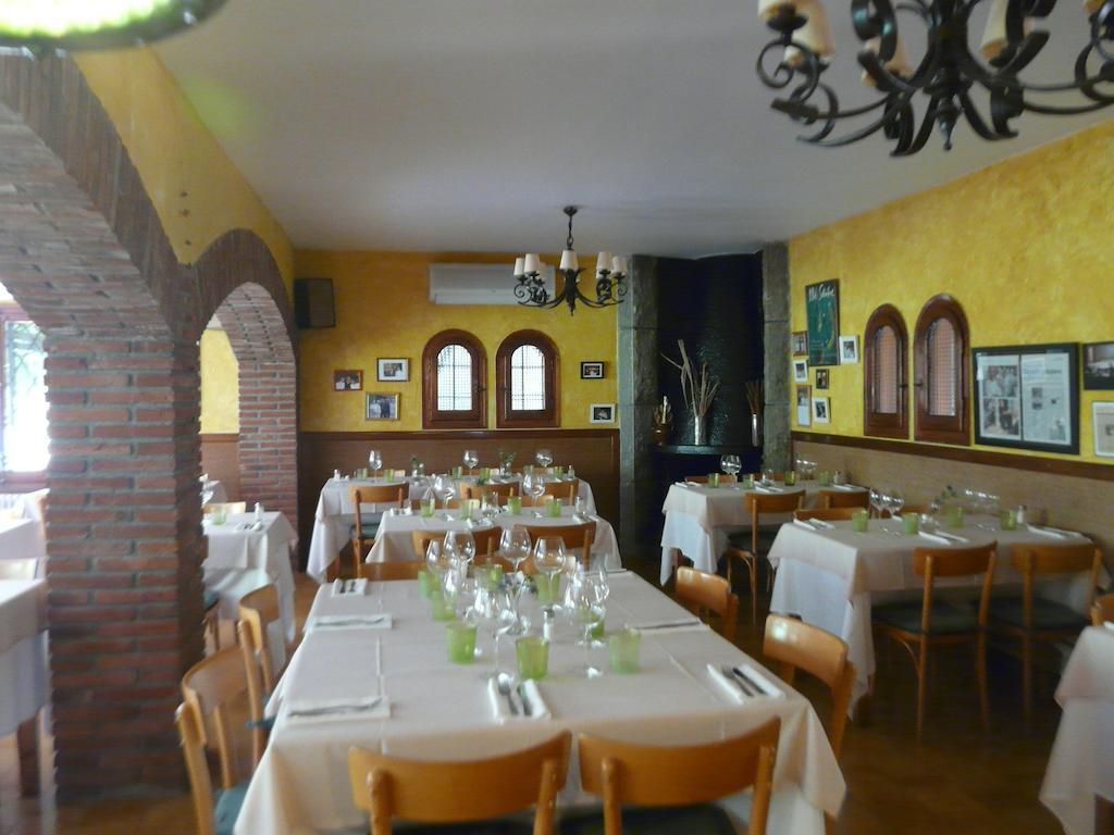 Hostal L'Ou De Reig Montseny Exterior foto