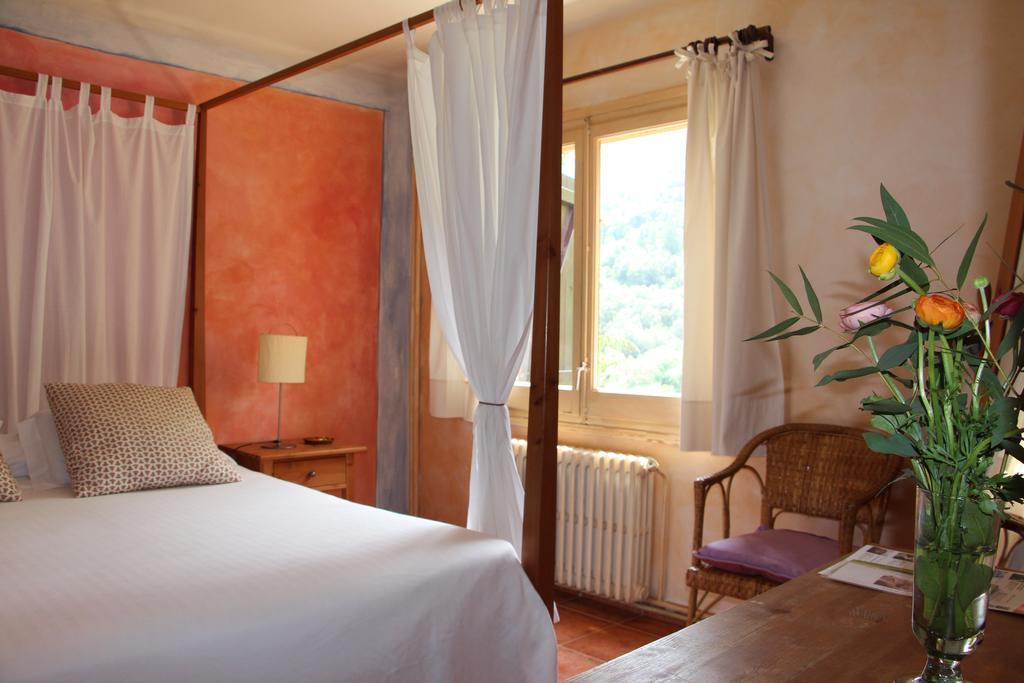 Hostal L'Ou De Reig Montseny Exterior foto